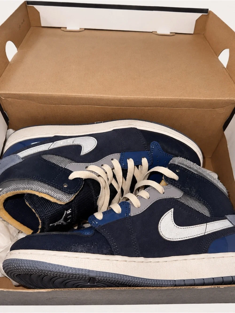 Nike Air Jordan Style High-Top Sneakers - Navy / Blue